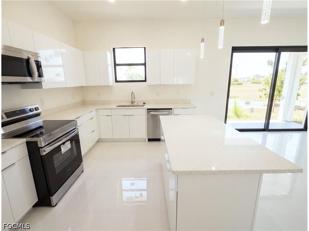 2726 NW 41st Place Cape Coral FL 33993 2026023799 image8