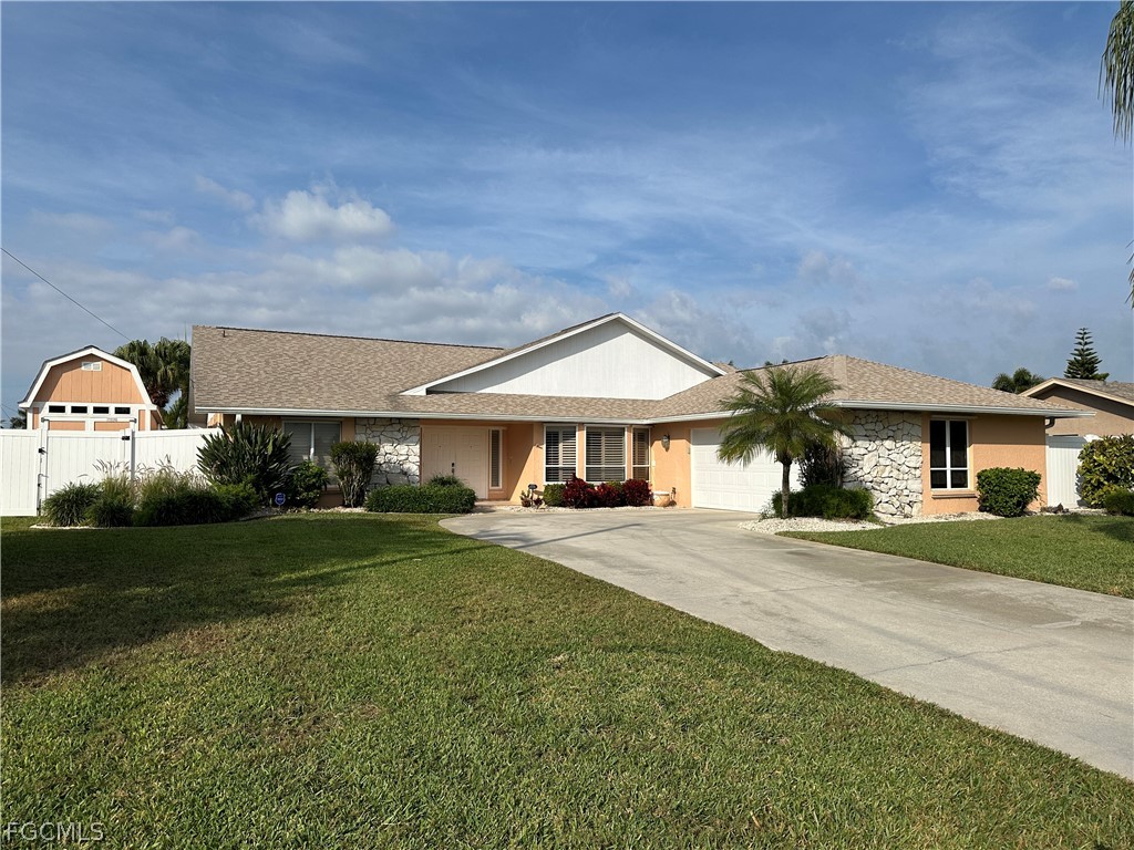 2726 SE 24th Court Cape Coral FL 33904 2026007867 image1