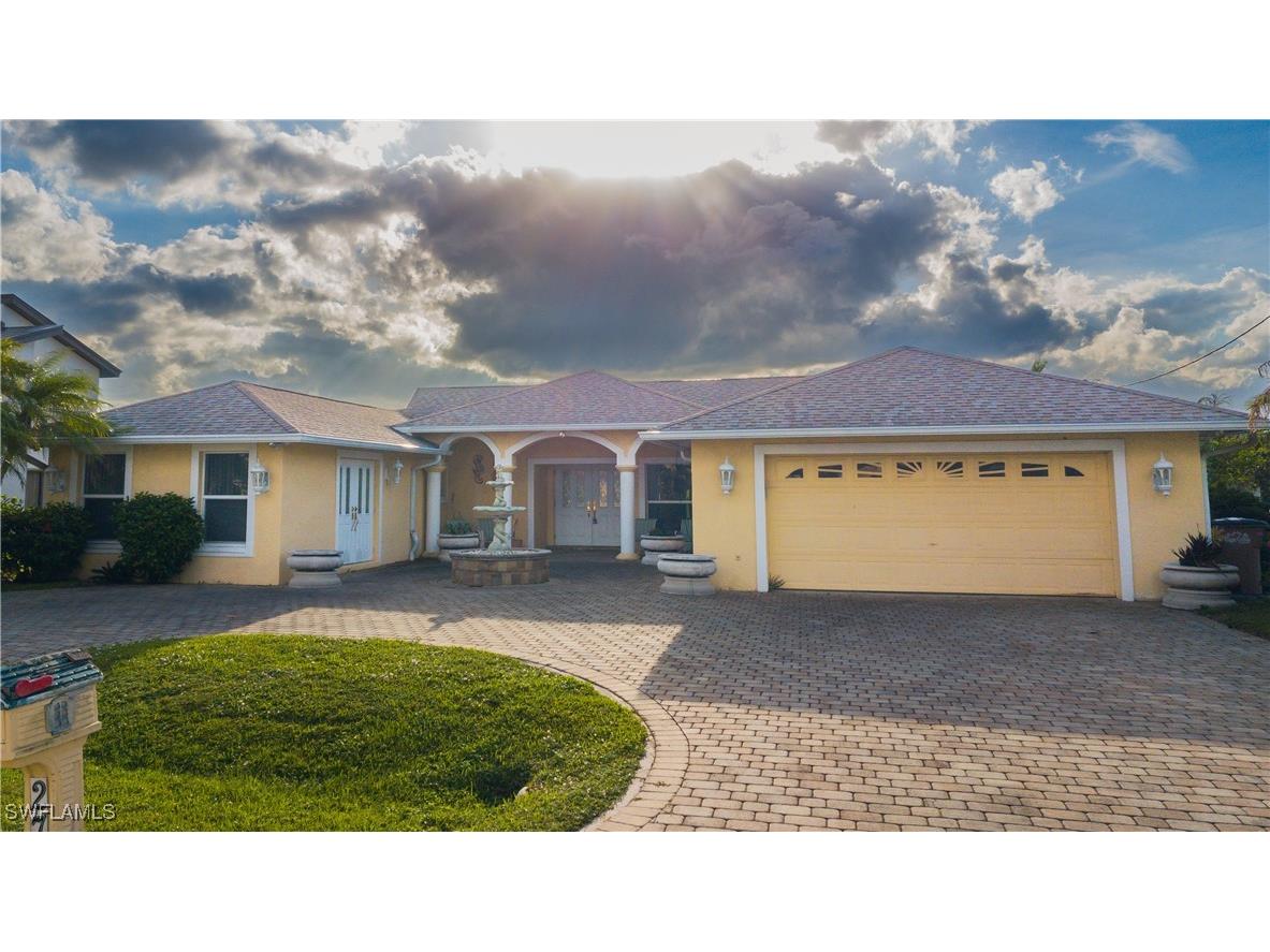2726 SE 24th Place Cape Coral FL 33904 224068737 image1