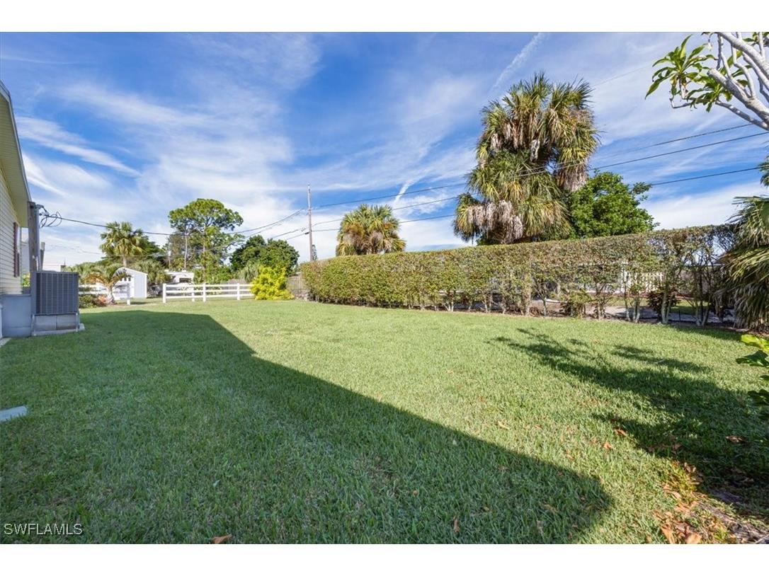 27268 Bourbonniere Drive Bonita Springs FL 34135 225078278 image23