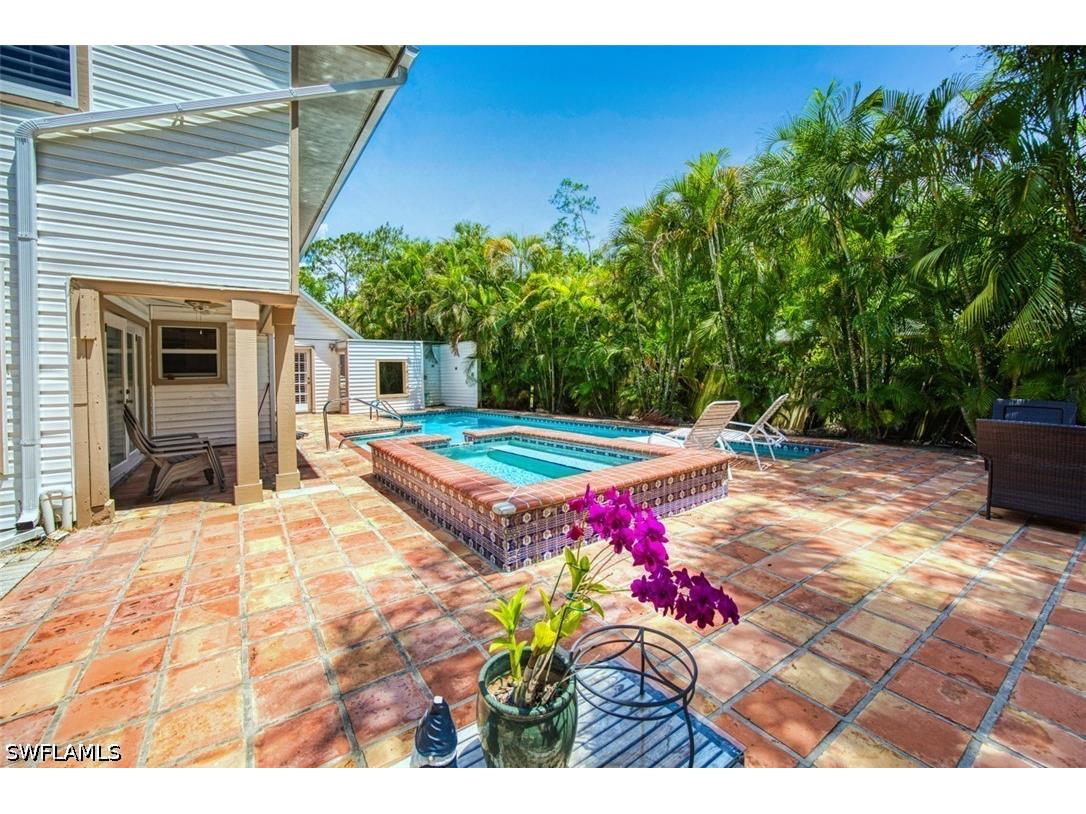 2727 66th Street SW Naples FL 34105 226019020 image1