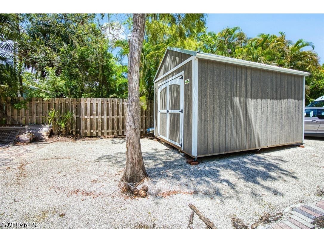 2727 66th Street SW Naples FL 34105 226019020 image33
