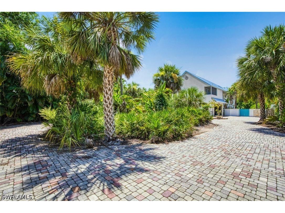 2727 66th Street SW Naples FL 34105 226019020 image4