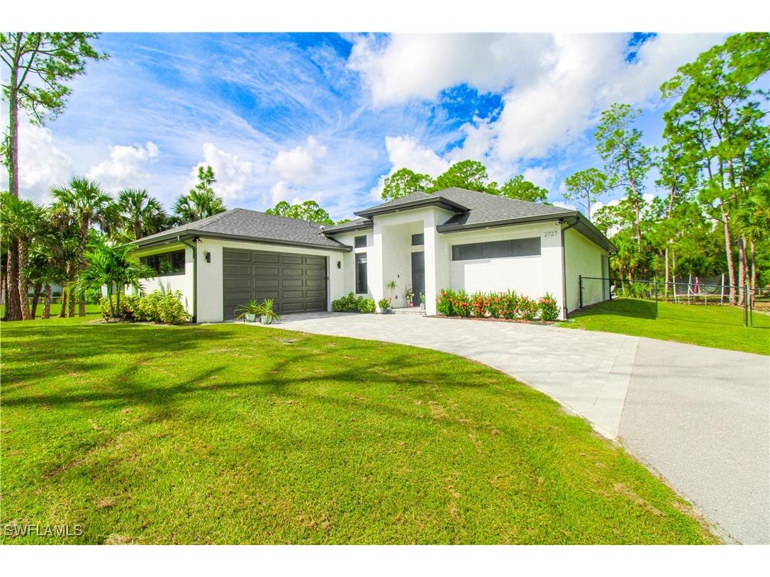 2727 Desoto Boulevard S Naples FL 34117 224069825 image1
