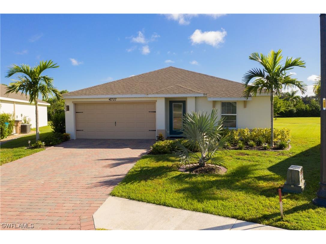 2727 Foralesca Ct Cape Coral FL 33909 223054261 image1