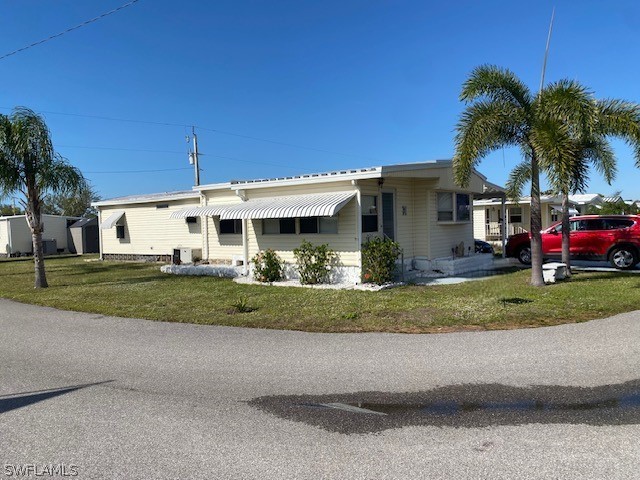 2727 Indianwood Drive North Fort Myers FL 33917 226012303 image1