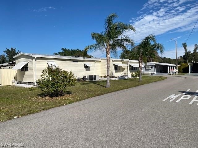 2727 Indianwood Drive North Fort Myers FL 33917 226012303 image2