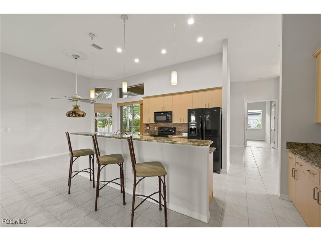 2727 NW 45th Place Cape Coral FL 33993 2025006094 image21