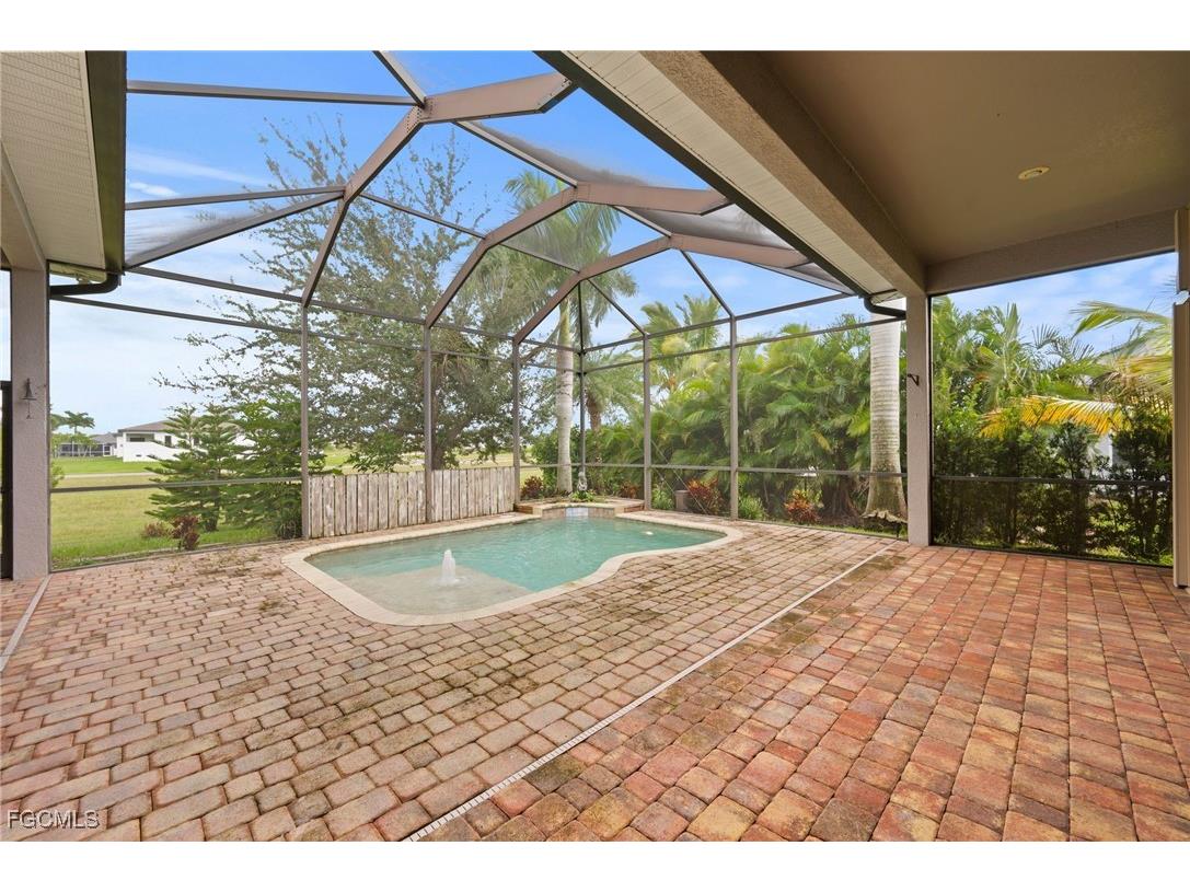 2727 NW 45th Place Cape Coral FL 33993 2025006094 image3