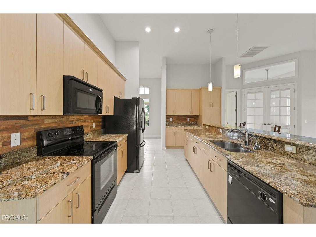 2727 NW 45th Place Cape Coral FL 33993 2025006094 image5