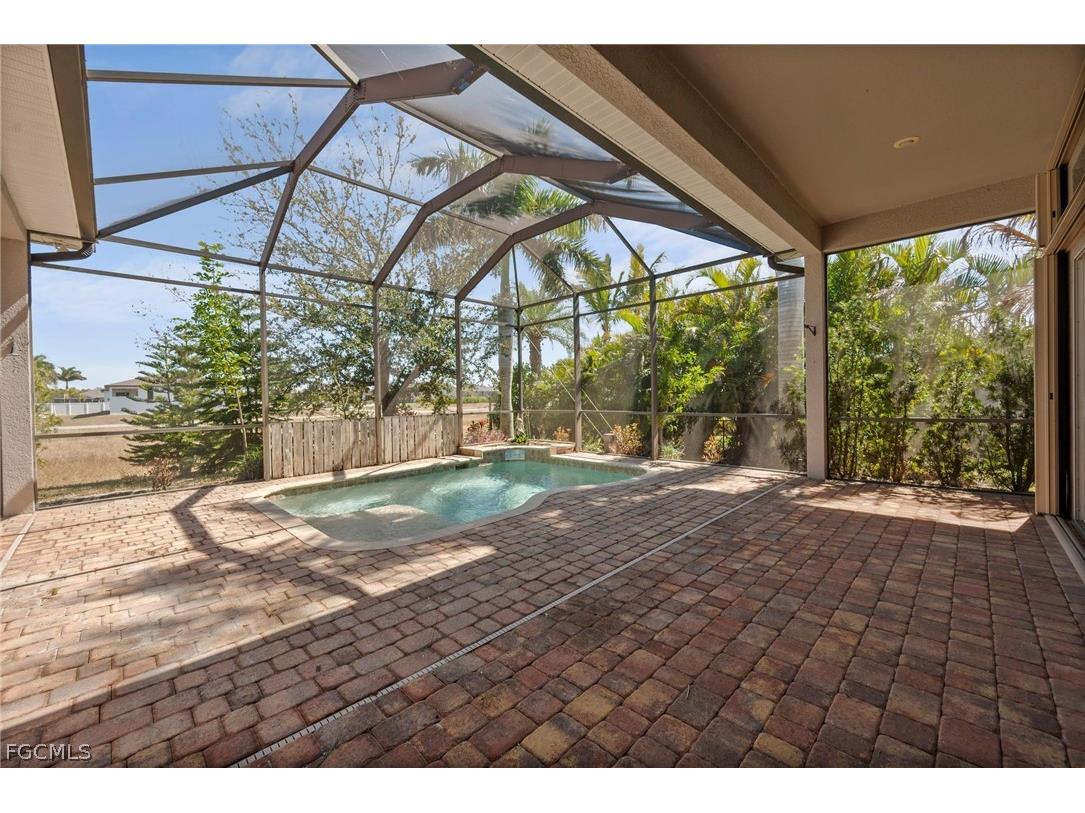 2727 NW 45th Place Cape Coral FL 33993 2026009737 image4