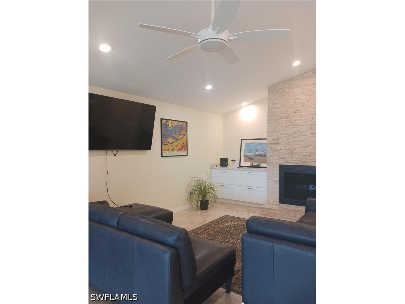 2727 SE 24th Place Cape Coral FL 33904 226018988 image13