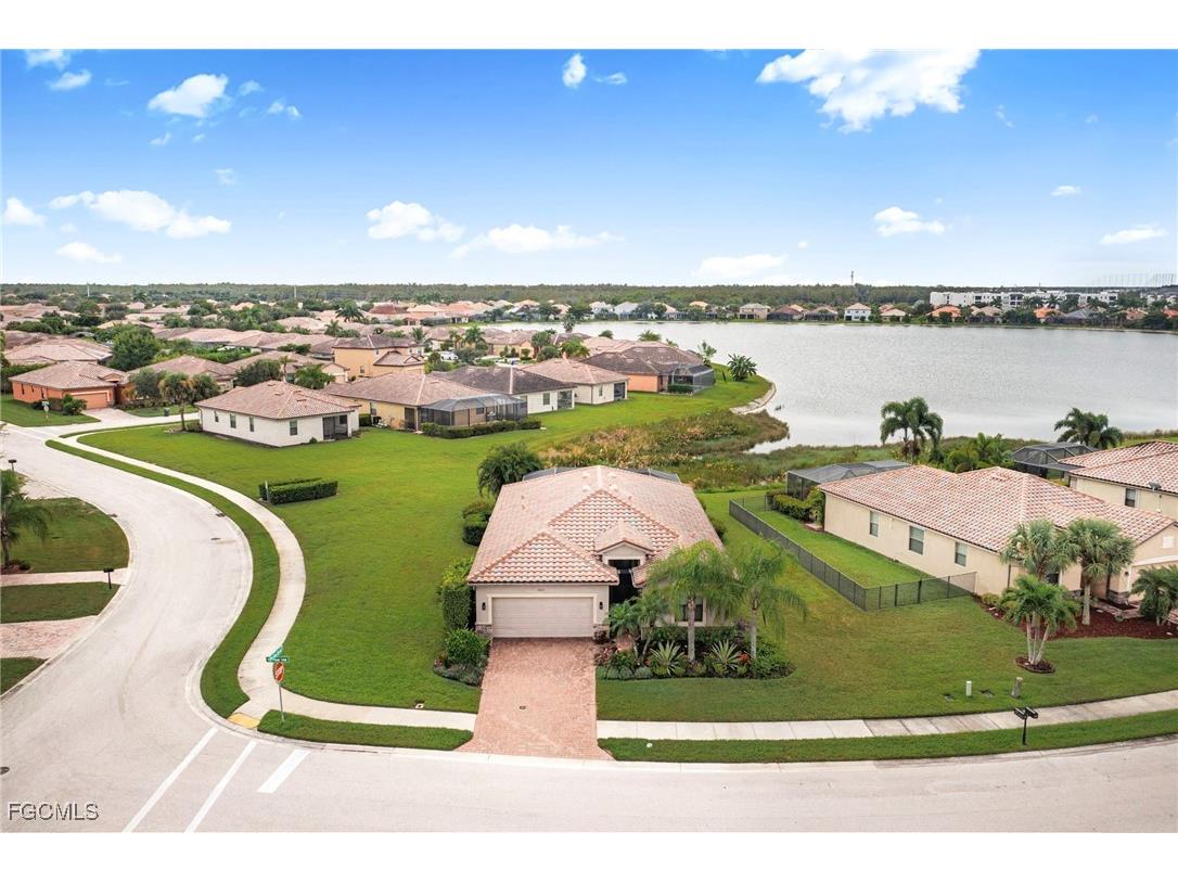 2727 Via Piazza Loop Fort Myers FL 33905 2025017199 image1