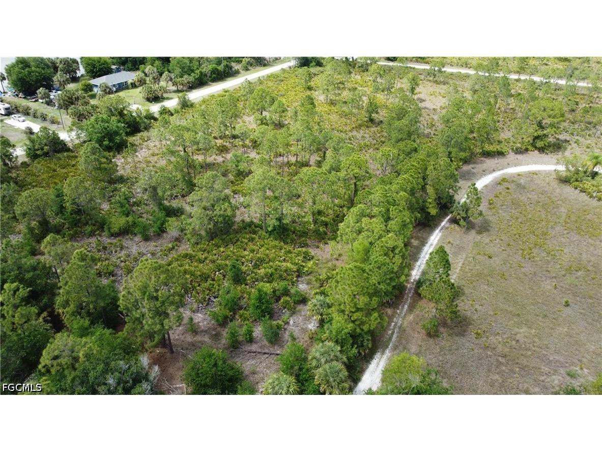 27270 Del Rio Drive Punta Gorda FL 33955 2026020901 image4