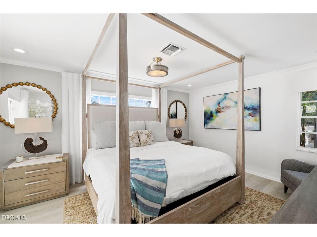 2728 Crayton Road Naples FL 34103 2025025285 image19