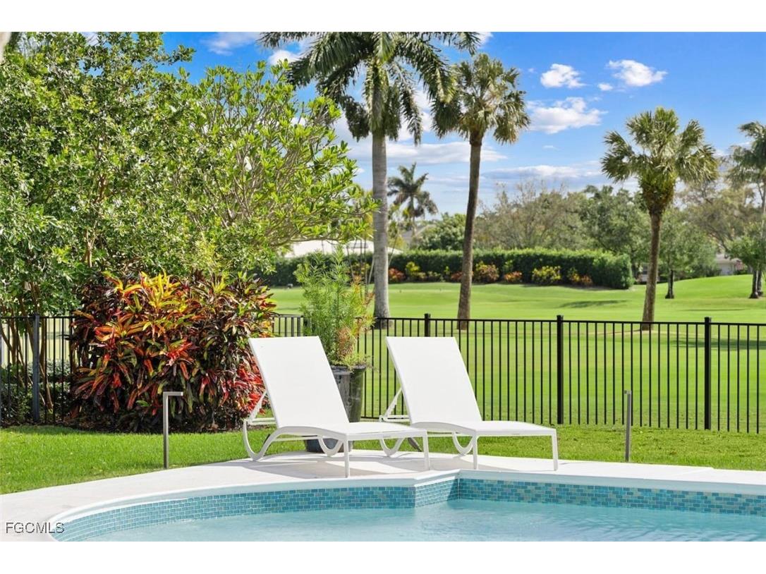 2728 Crayton Road Naples FL 34103 2025025285 image23
