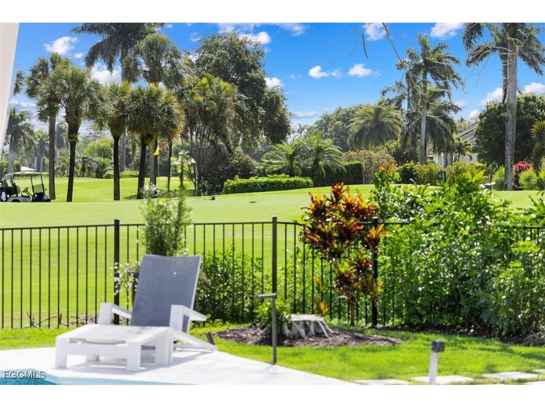 2728 Crayton Road Naples FL 34103 2025025285 image24
