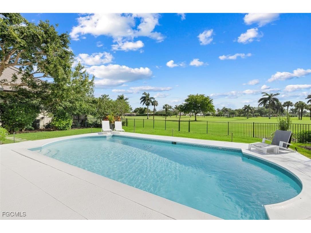 2728 Crayton Road Naples FL 34103 2025025285 image29