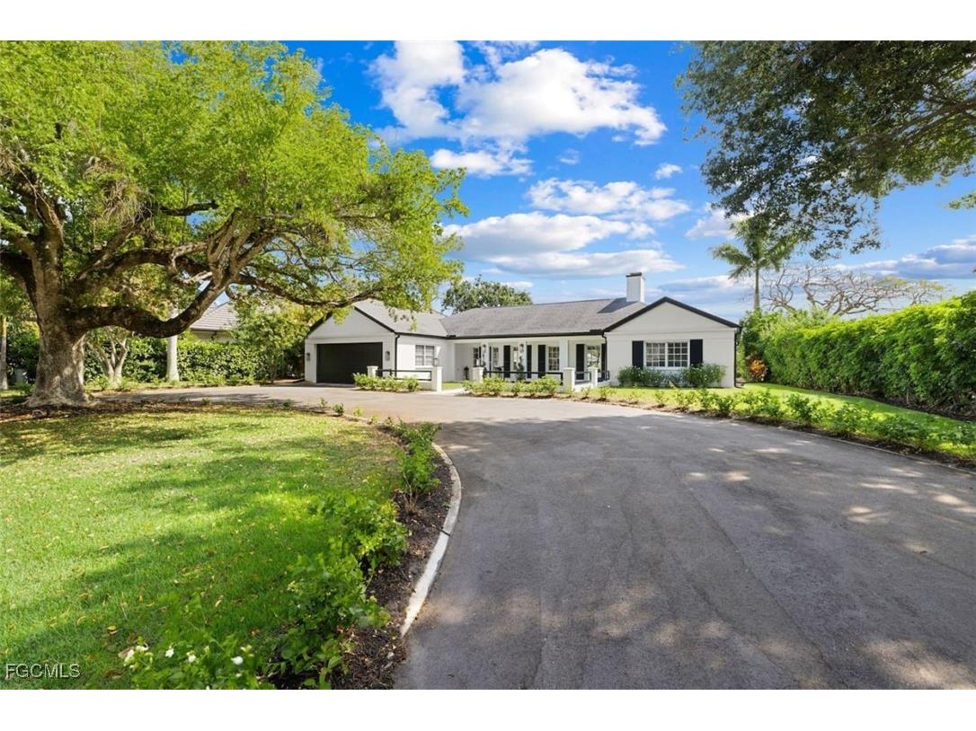 2728 Crayton Road Naples FL 34103 2025025285 image32