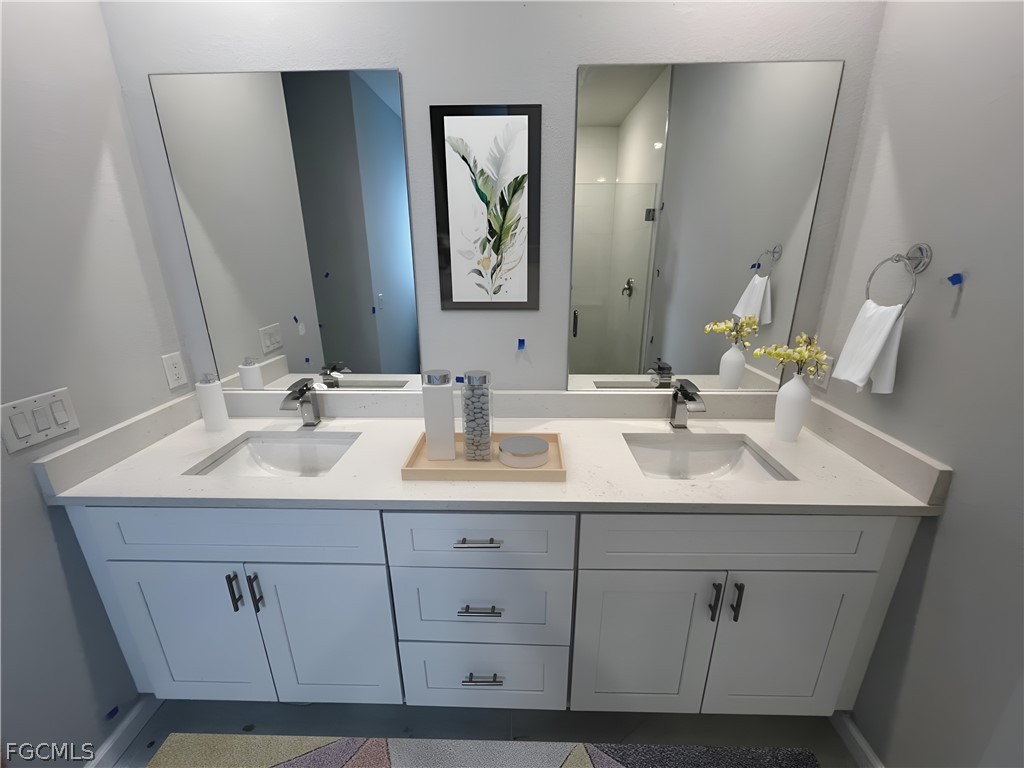 2728 Diplomat Parkway W Cape Coral FL 33993 2026007815 image8