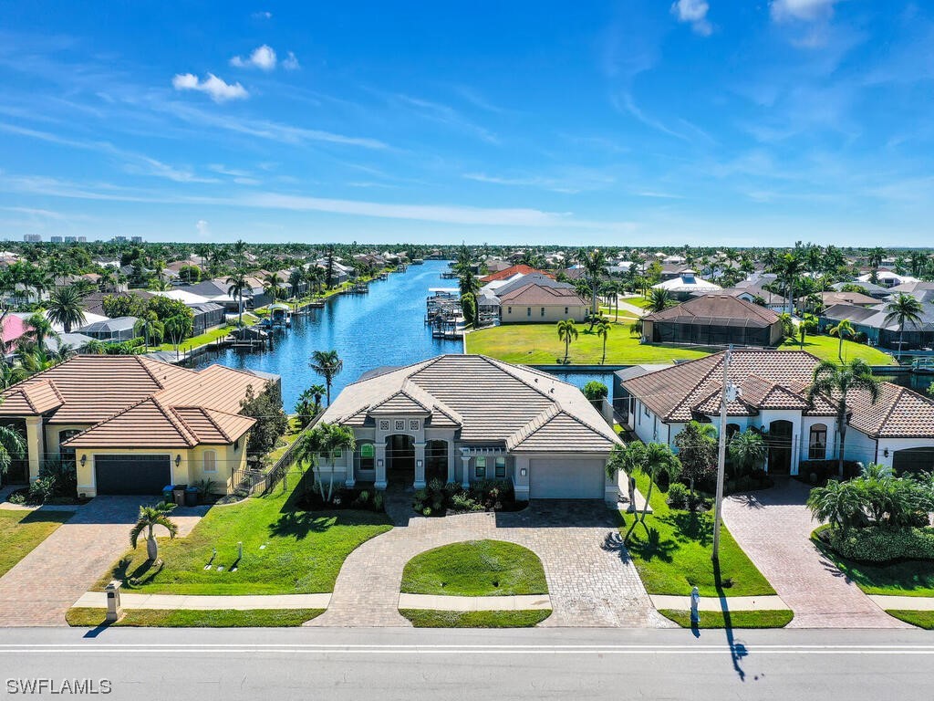 2728 Gleason Parkway Cape Coral FL 33914 223085259 image1