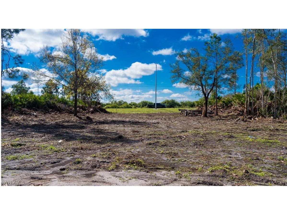 2728 Meadow Road Lehigh Acres FL 33974 224024185 image1