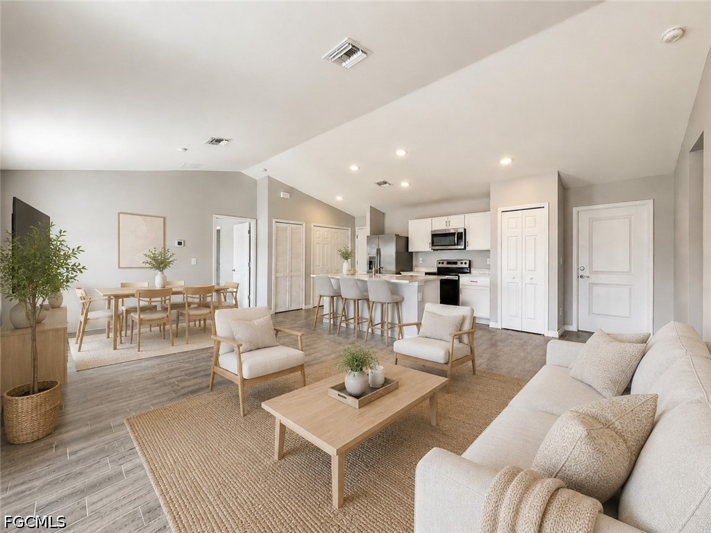 2728 NE 5th Place Cape Coral FL 33909 2026021065 image2