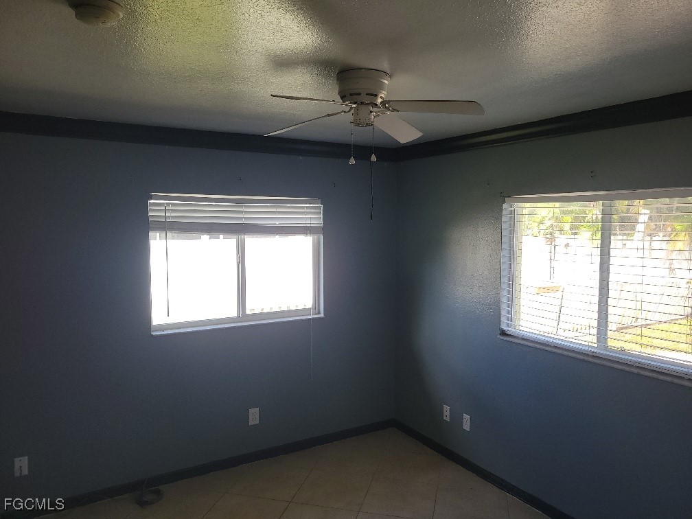 2728 SE 8th Avenue Cape Coral FL 33904 2025017044 image9