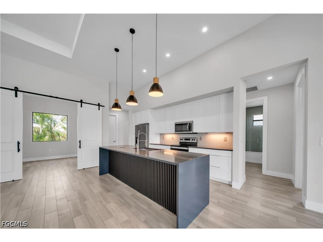 2728 SW 4th Lane Cape Coral FL 33991 2026023153 image15
