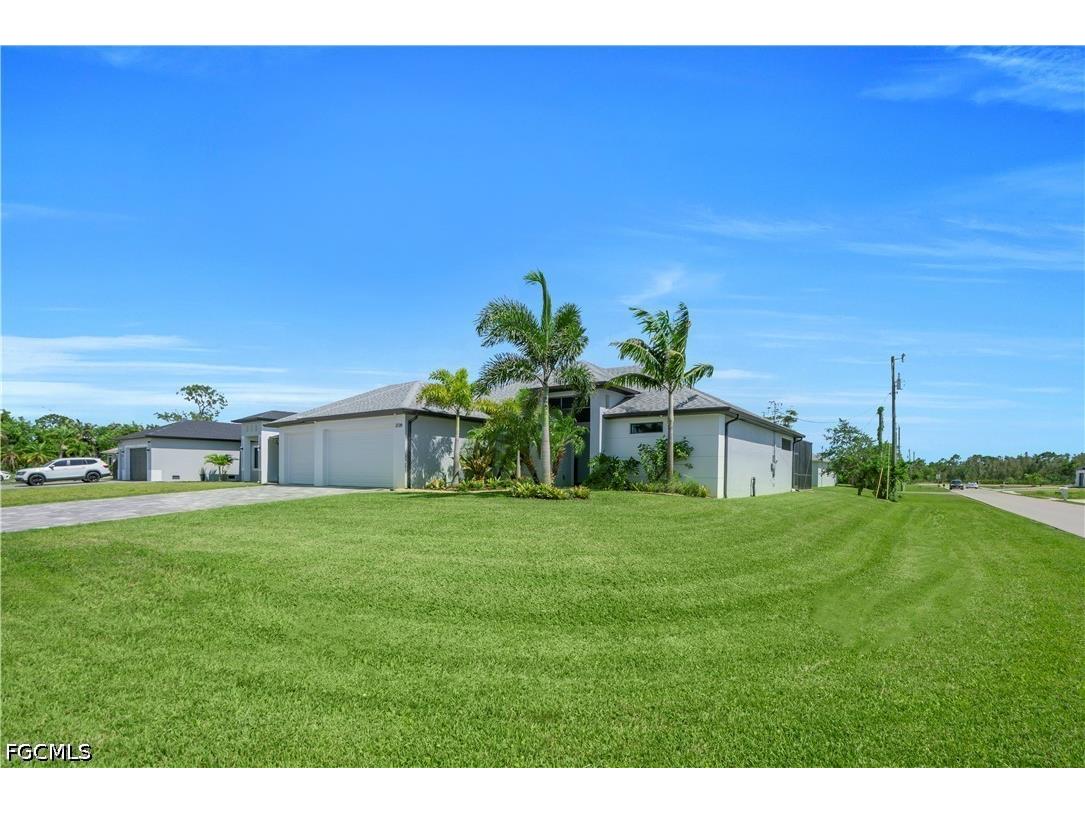 2728 SW 4th Lane Cape Coral FL 33991 2026023153 image2