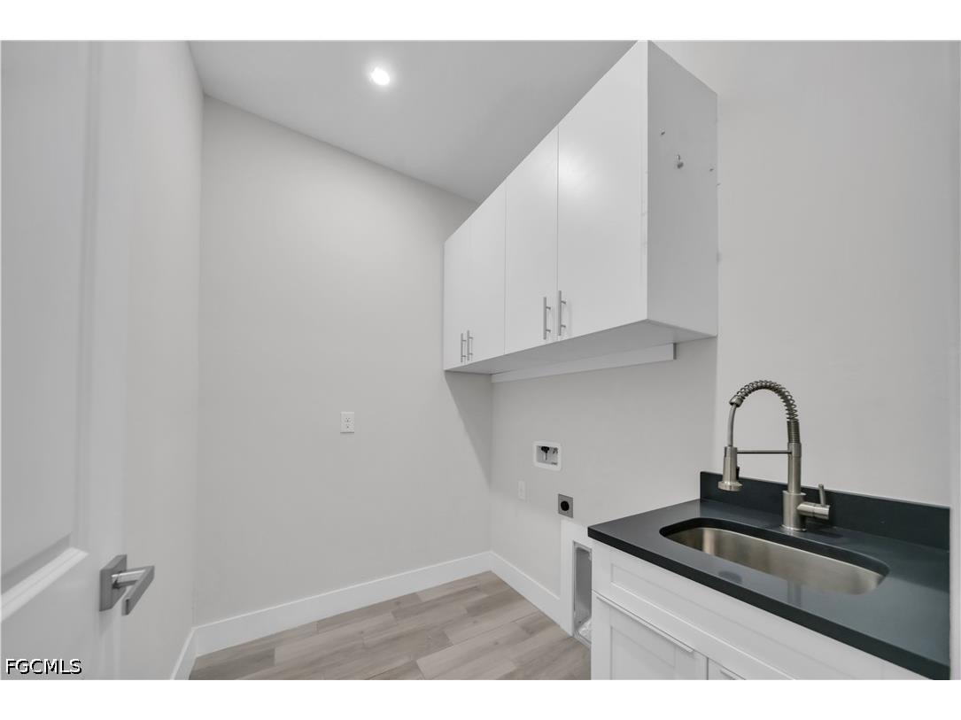 2728 SW 4th Lane Cape Coral FL 33991 2026023153 image20