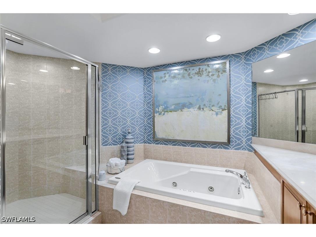 2728 Tiburon Boulevard E #105 Naples FL 34109 226021662 image12