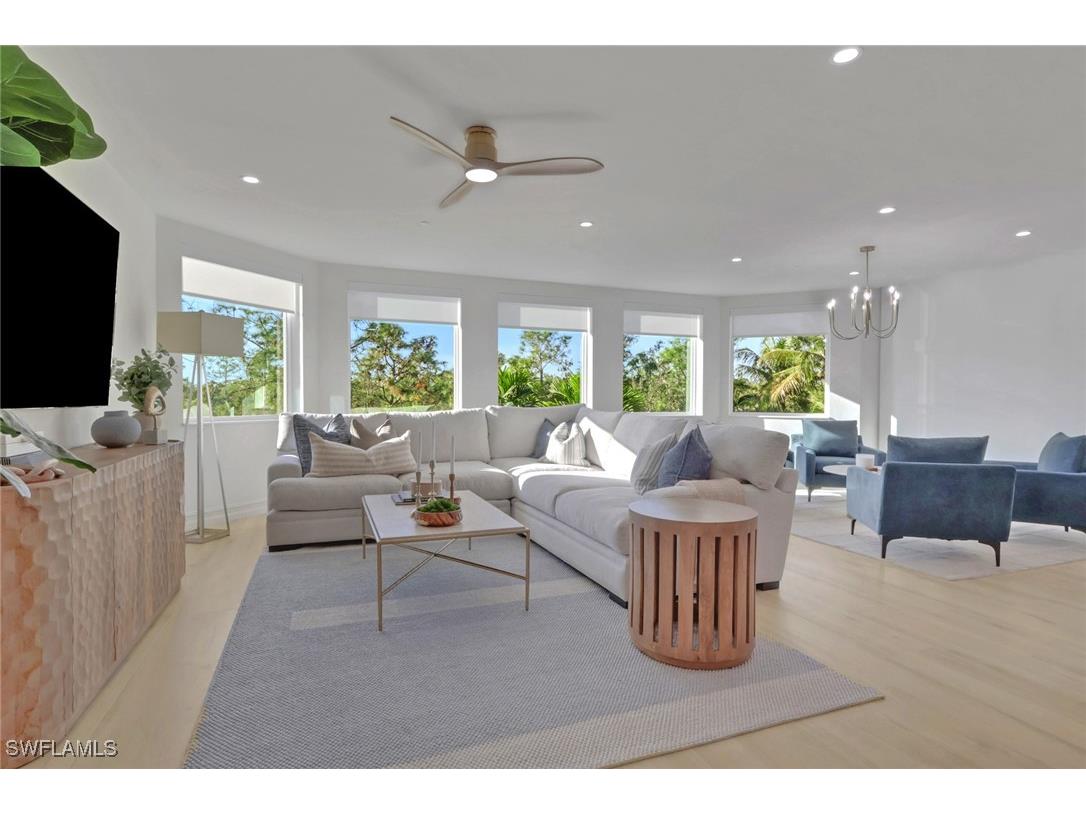 2728 Tiburon Boulevard E #302 Naples FL 34109 225071785 image1