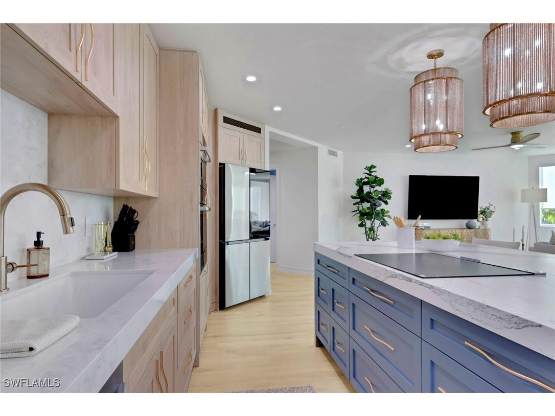 2728 Tiburon Boulevard E #302 Naples FL 34109 225071785 image6