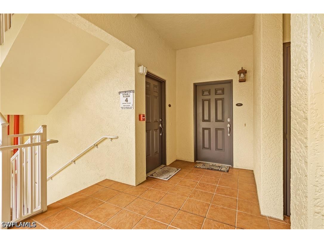 2728 Tiburon Boulevard E #401 Naples FL 34109 226023566 image3