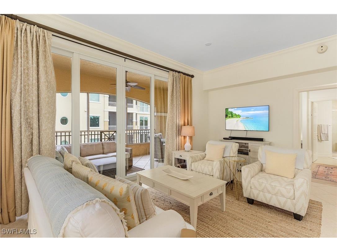 2728 Tiburon Boulevard E #A-401 Naples FL 34109 224096028 image1