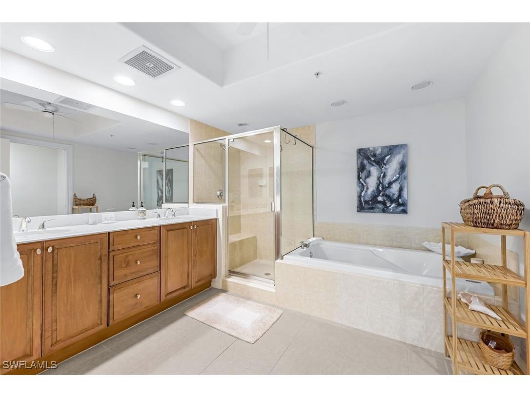 2728 Tiburon Boulevard E #A204 Naples FL 34109 225059696 image11