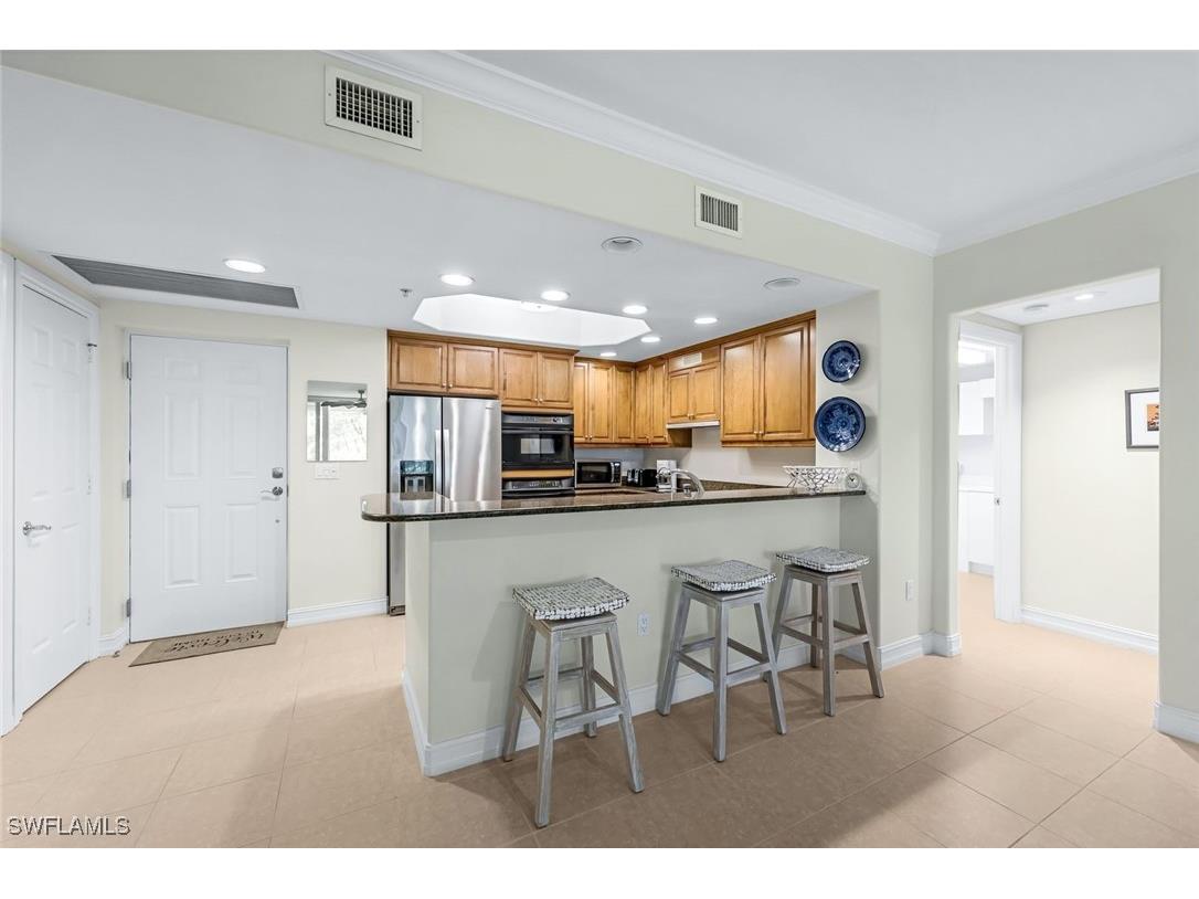 2728 Tiburon Boulevard E #A204 Naples FL 34109 225059696 image5