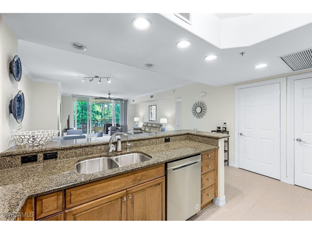 2728 Tiburon Boulevard E #A204 Naples FL 34109 225059696 image7