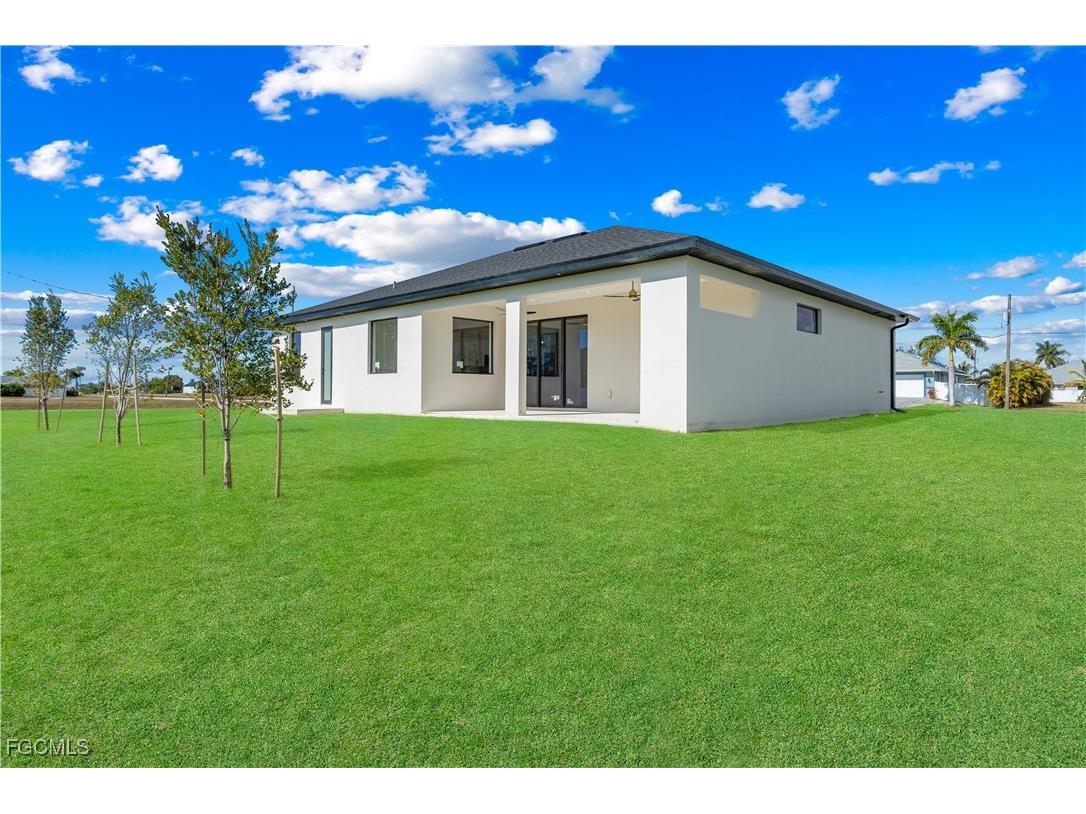 2728 Tropicana Parkway W Cape Coral FL 33993 2026000270 image20