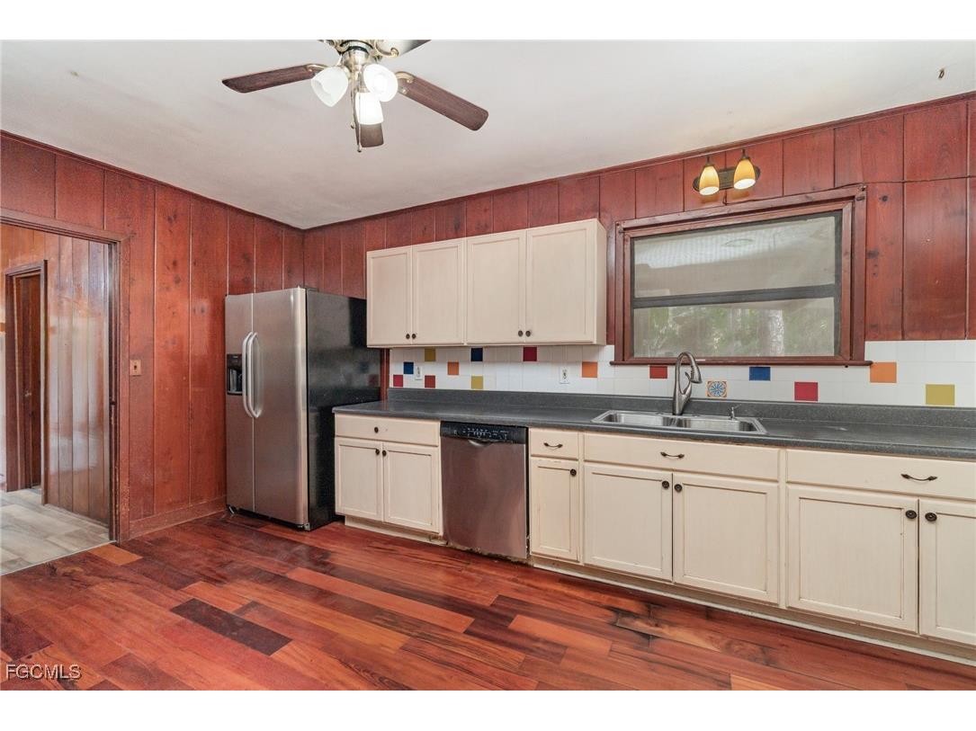 2729 Broadway Fort Myers FL 33901 2025012873 image12