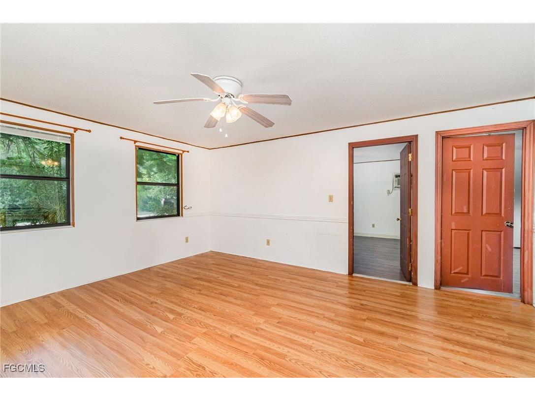 2729 Broadway Fort Myers FL 33901 2025012873 image29