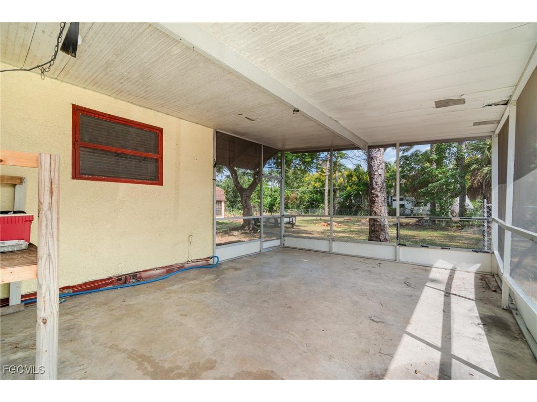 2729 Broadway Fort Myers FL 33901 2025012873 image38