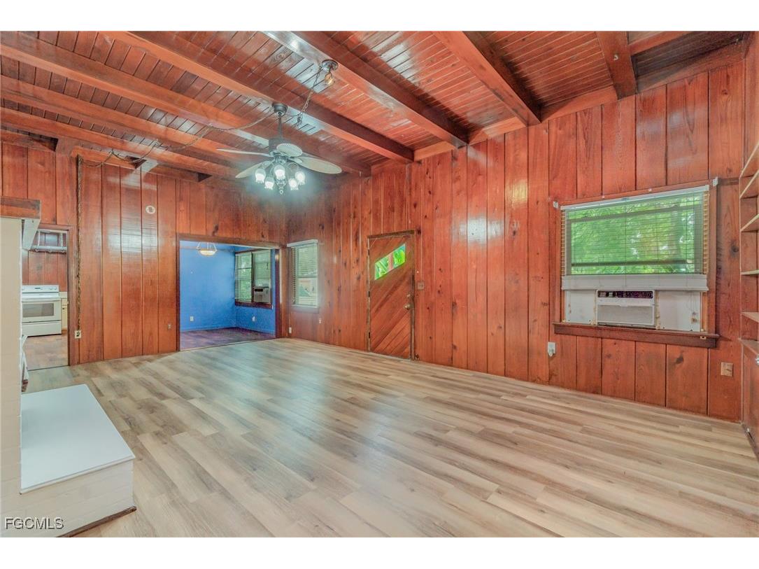 2729 Broadway Fort Myers FL 33901 2025012873 image7