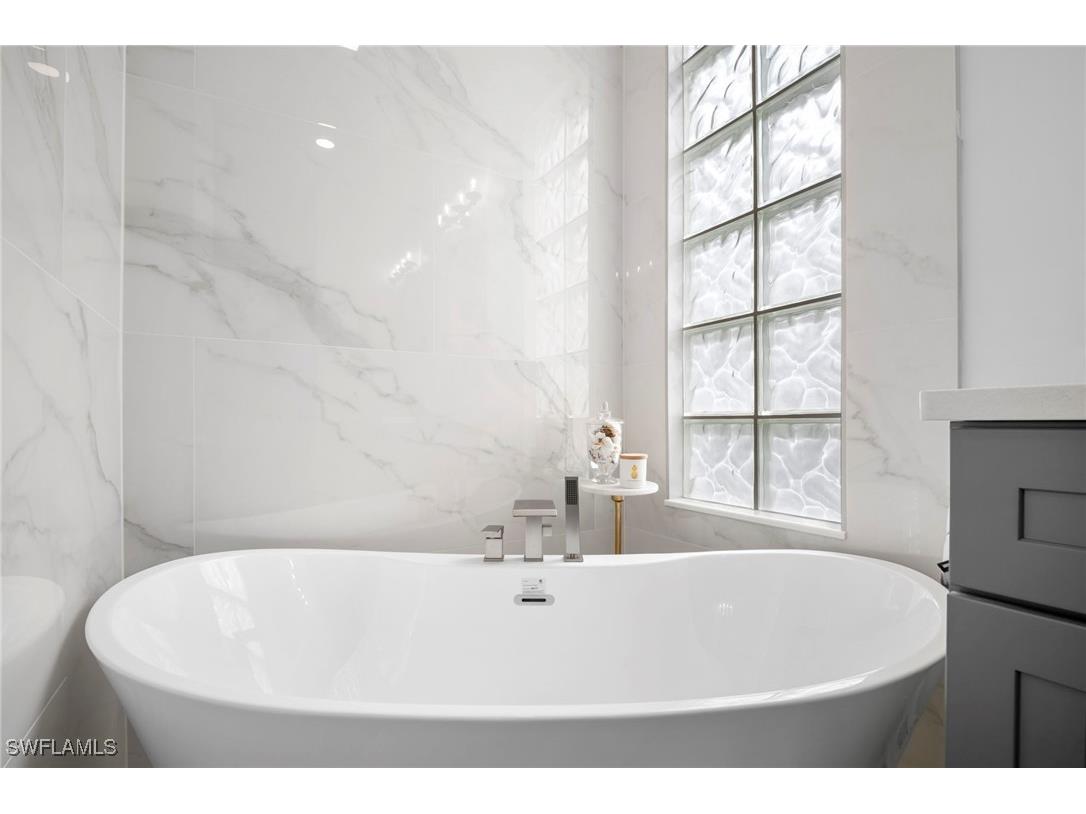 2729 Island Pond Lane Naples FL 34119 226001774 image38