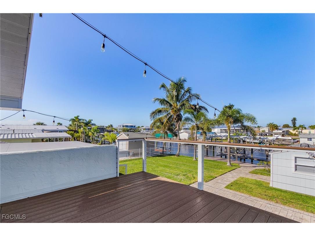 2729 N Ibis Court Saint James City FL 33956 2025016383 image16