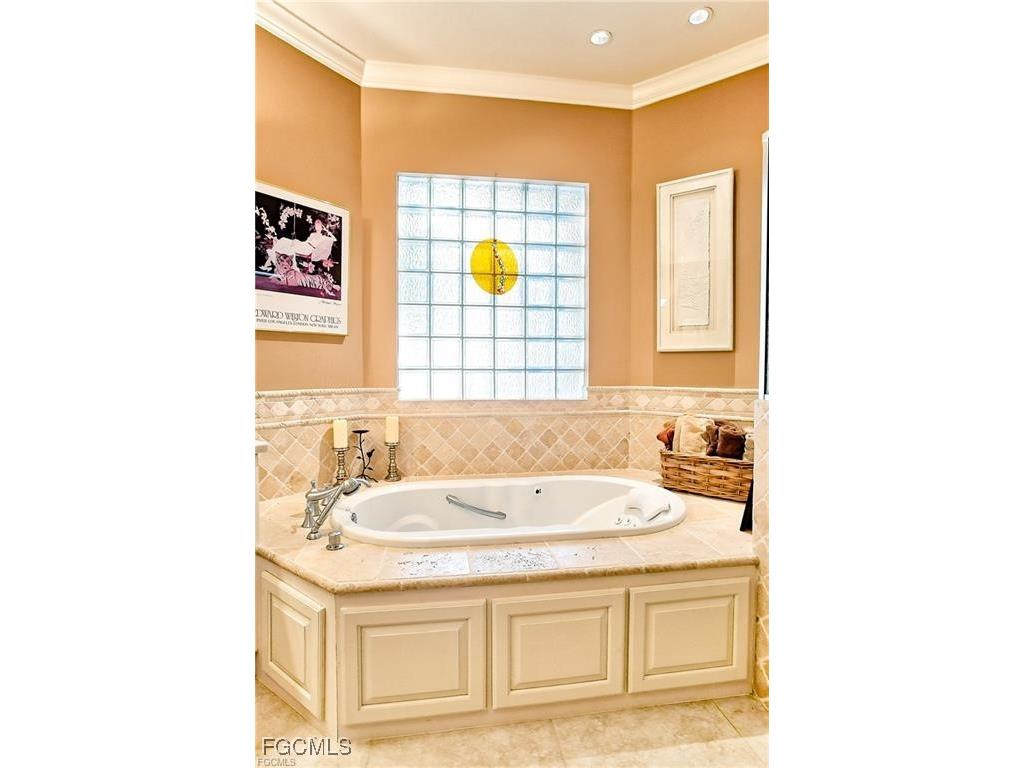 2729 Wulfert Road Sanibel FL 33957 2026002113 image17