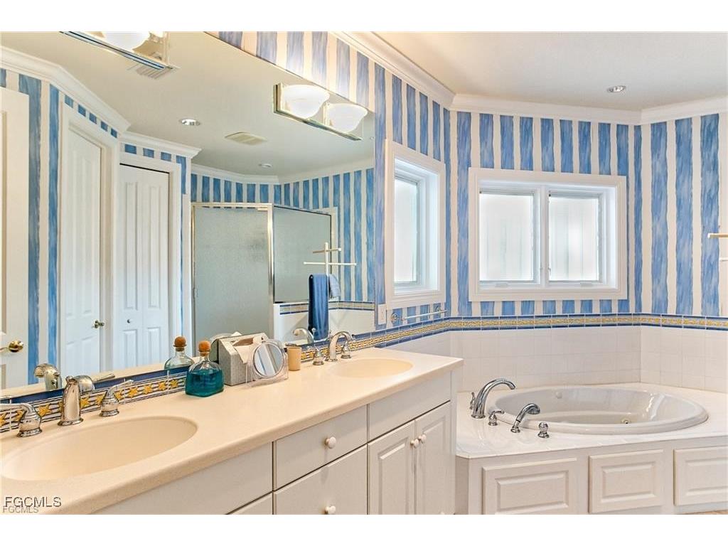 2729 Wulfert Road Sanibel FL 33957 2026002113 image20