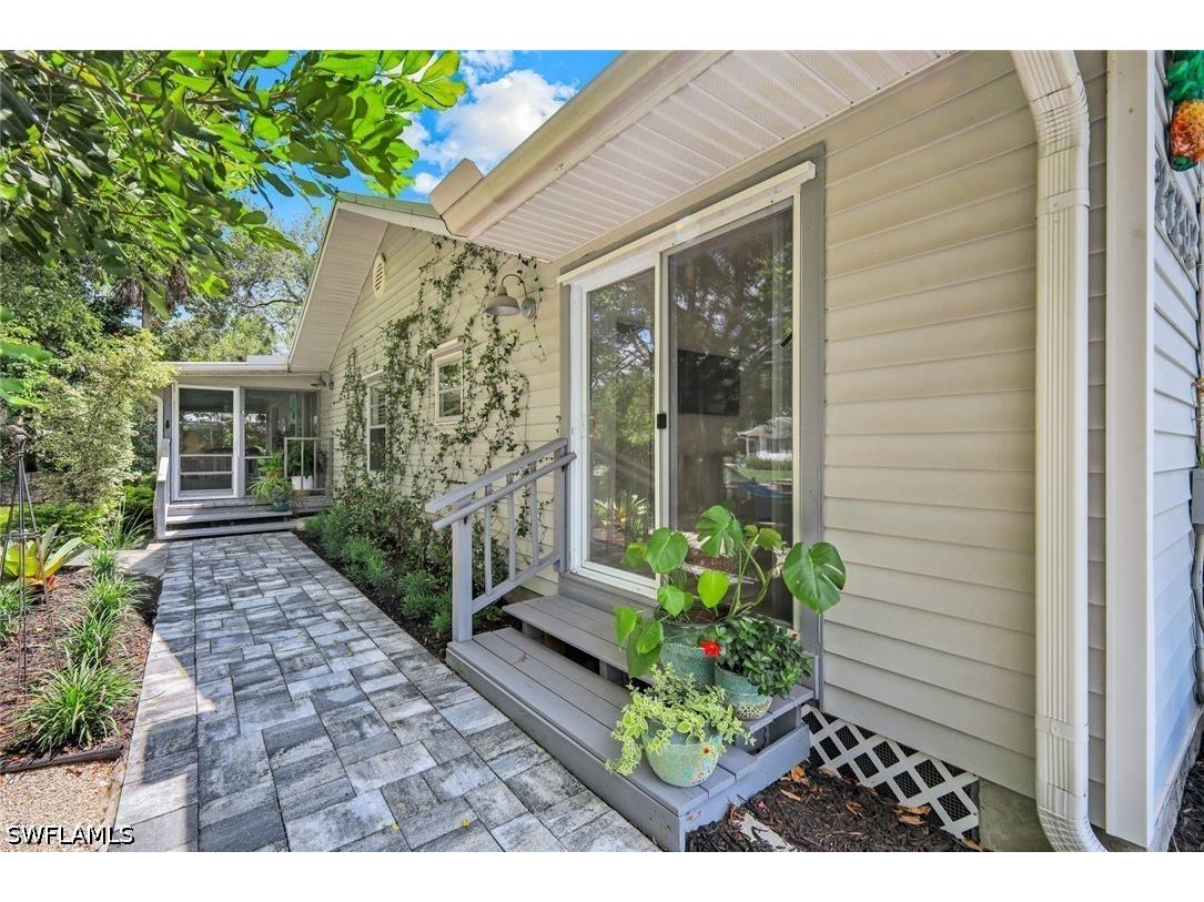 27292 East Drive Bonita Springs FL 34135 226022601 image24