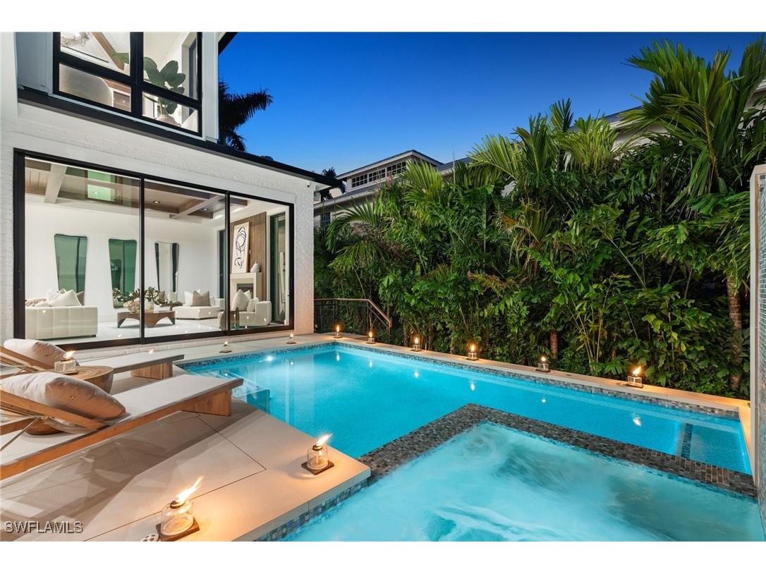 273 10th Avenue S Naples FL 34102 225068377 image12